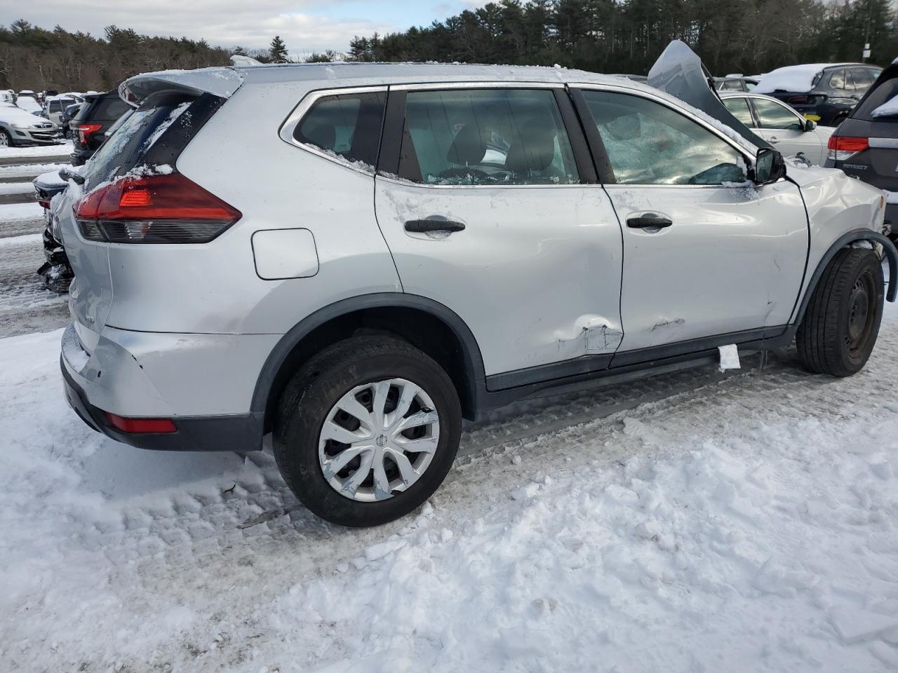 2018 NISSAN ROGUE S - Фото 3