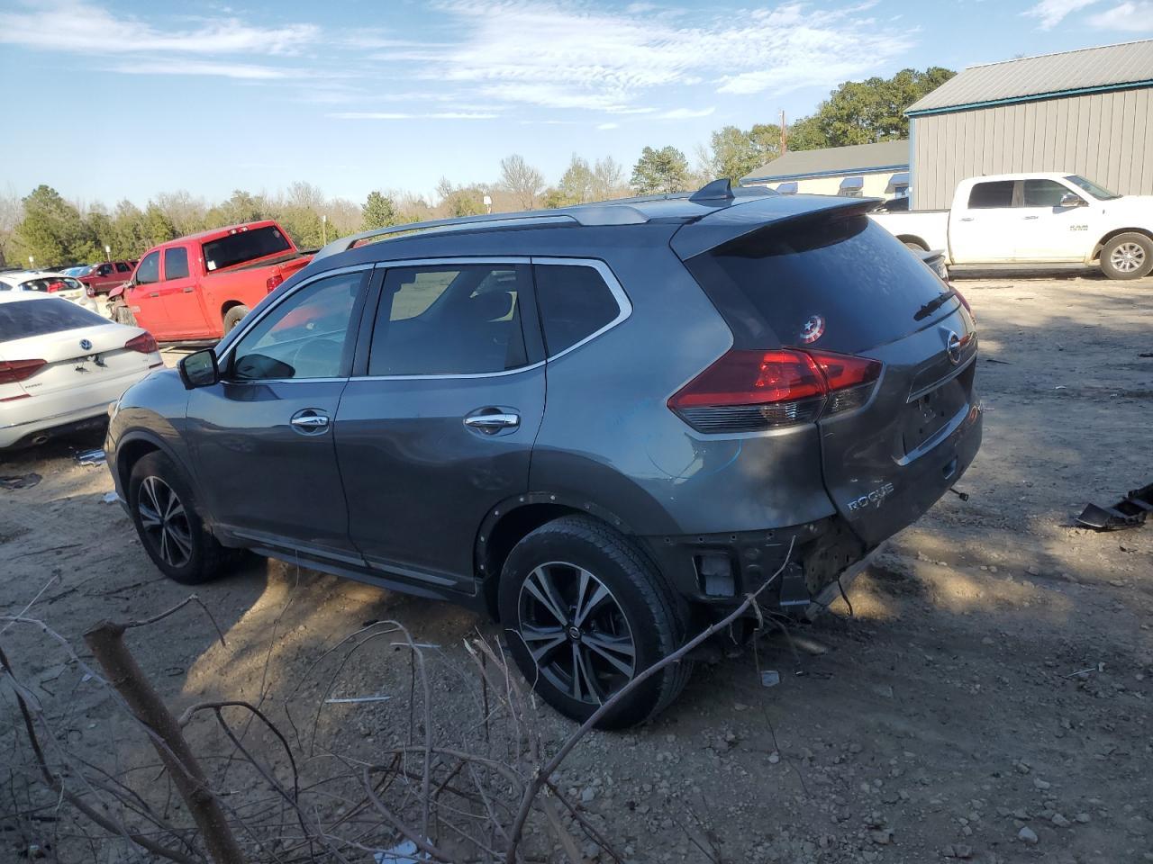 2018 NISSAN ROGUE S - Фото 2
