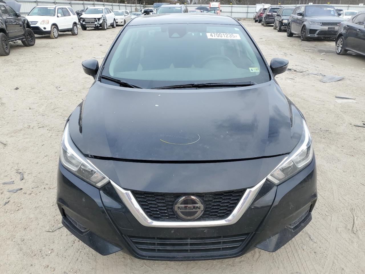 2021 NISSAN VERSA SV - Фото 5