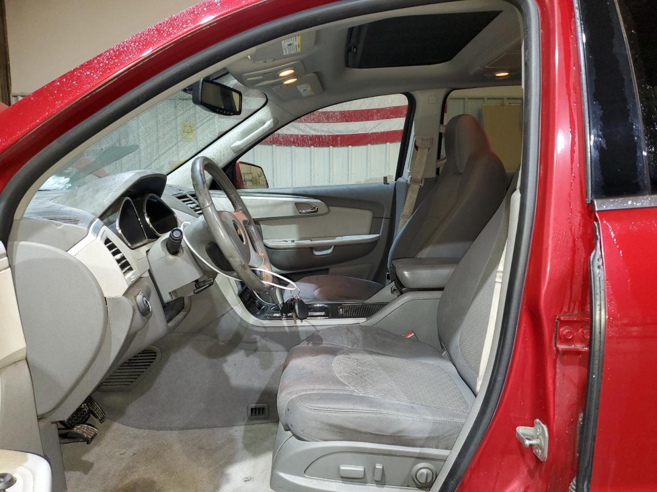 2012 CHEVROLET TRAVERSE L - Фото 7