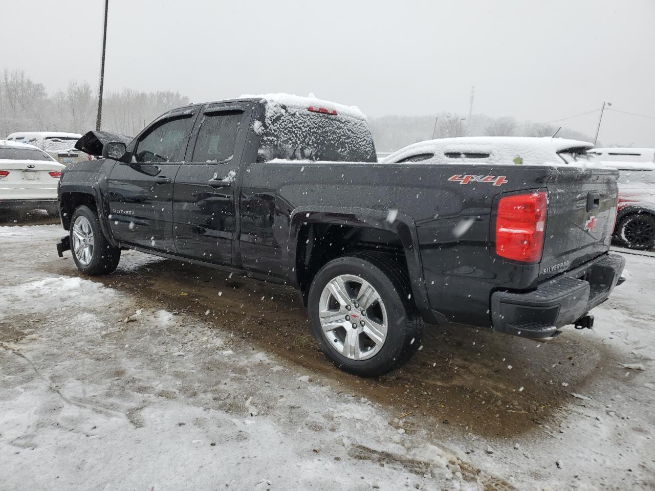 2016 CHEVROLET SILVERADO - Фото 2