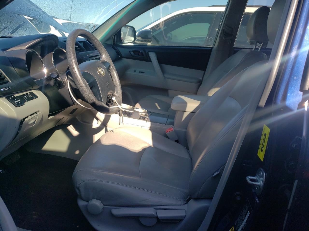 2012 TOYOTA HIGHLANDER - Image 7