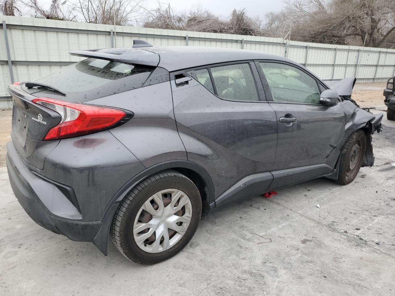 2021 TOYOTA C-HR XLE - Фото 3