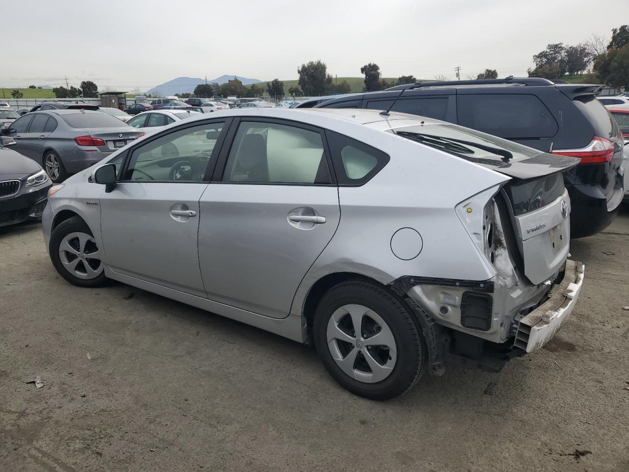 2013 TOYOTA PRIUS - Image 2