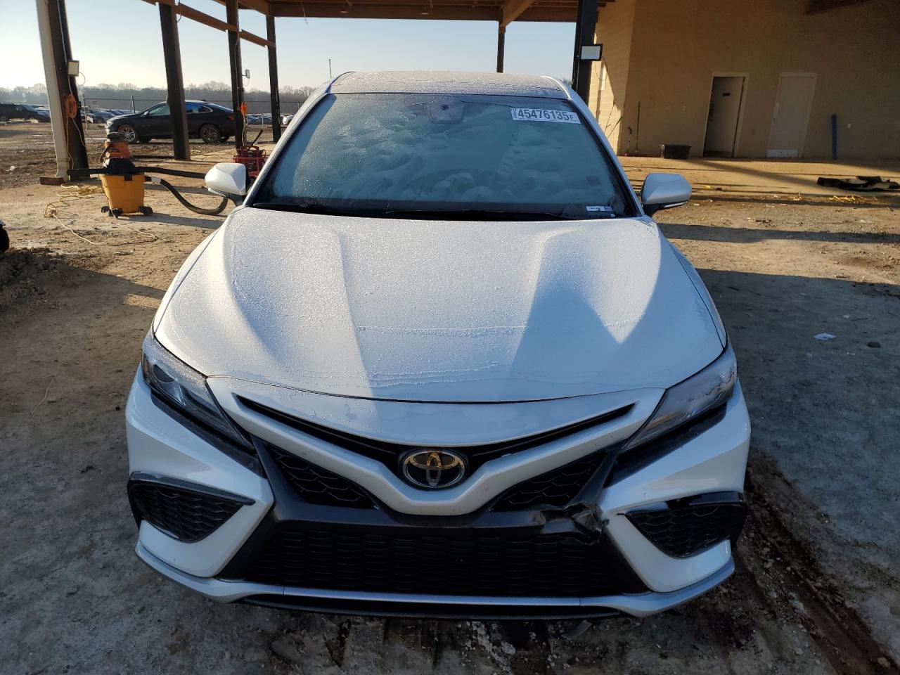 2022 TOYOTA CAMRY XSE - Фото 5
