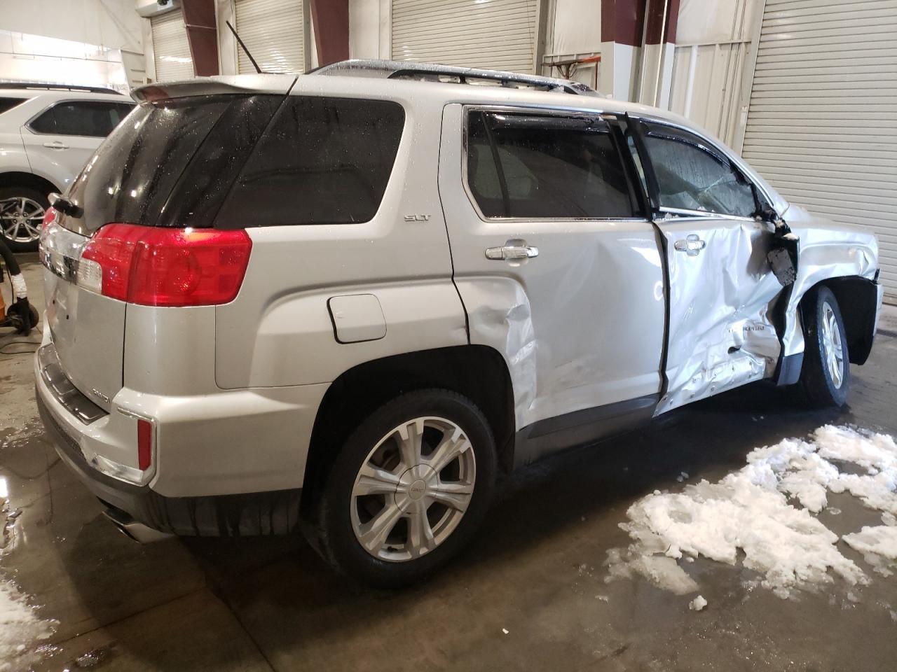 2016 GMC TERRAIN SL - Image 3