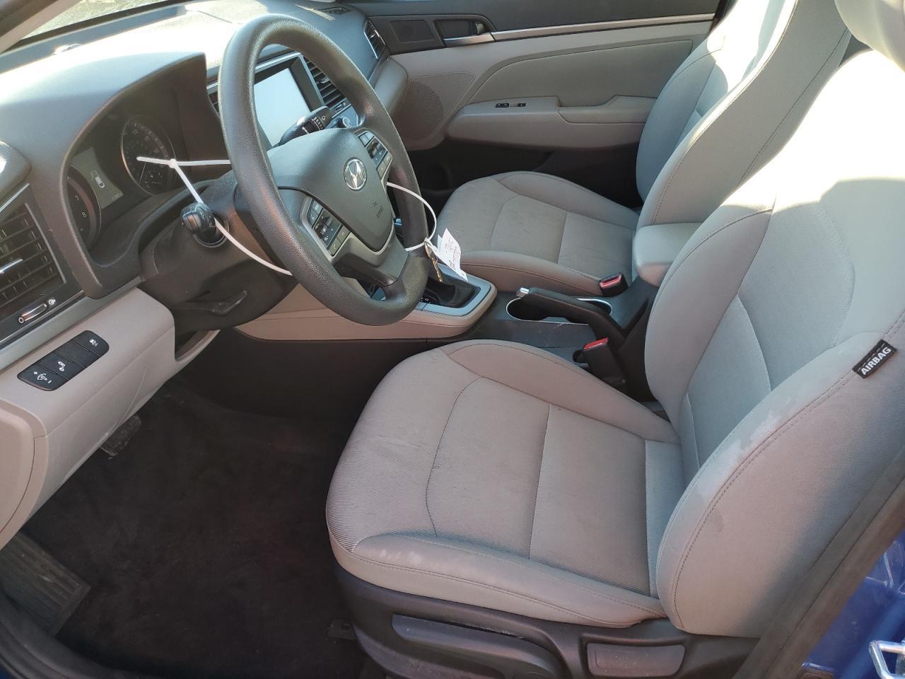 2018 HYUNDAI ELANTRA SE - Фото 7