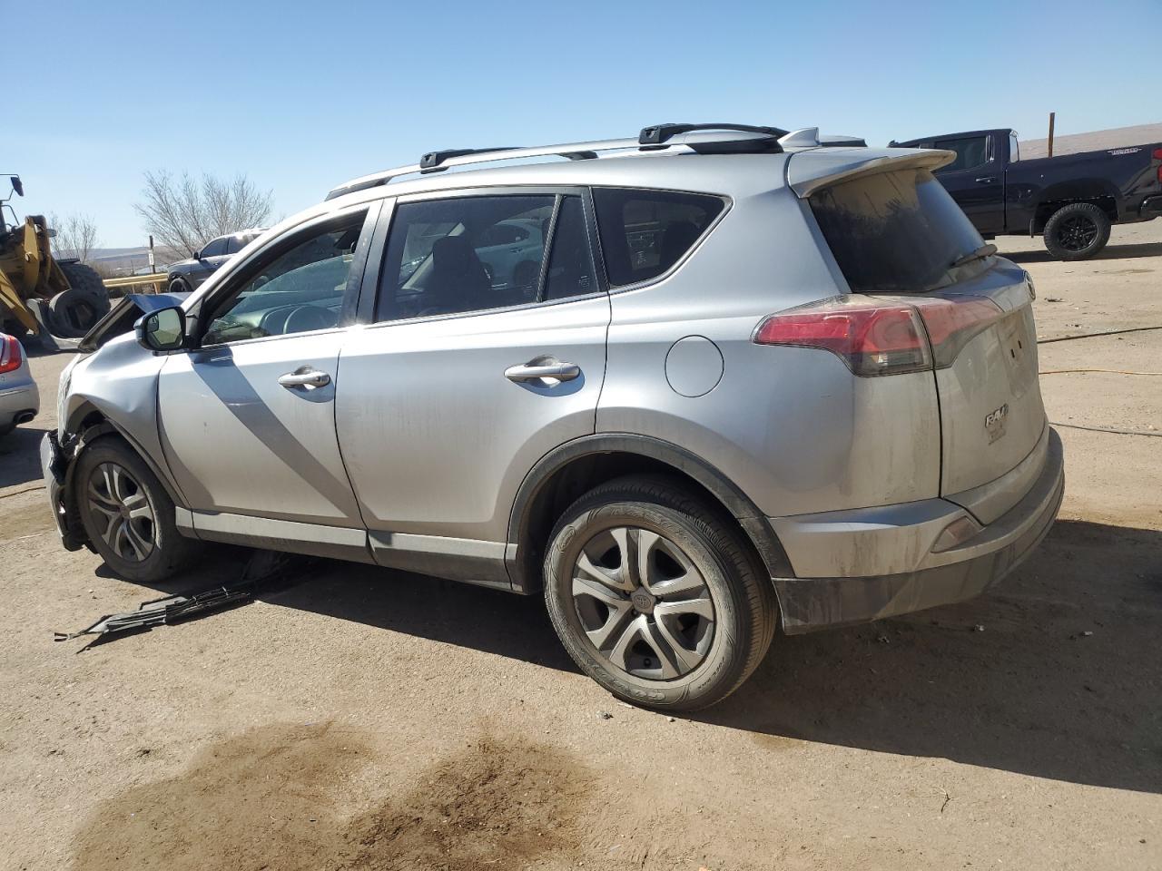 2018 TOYOTA RAV4 LE - Image 2