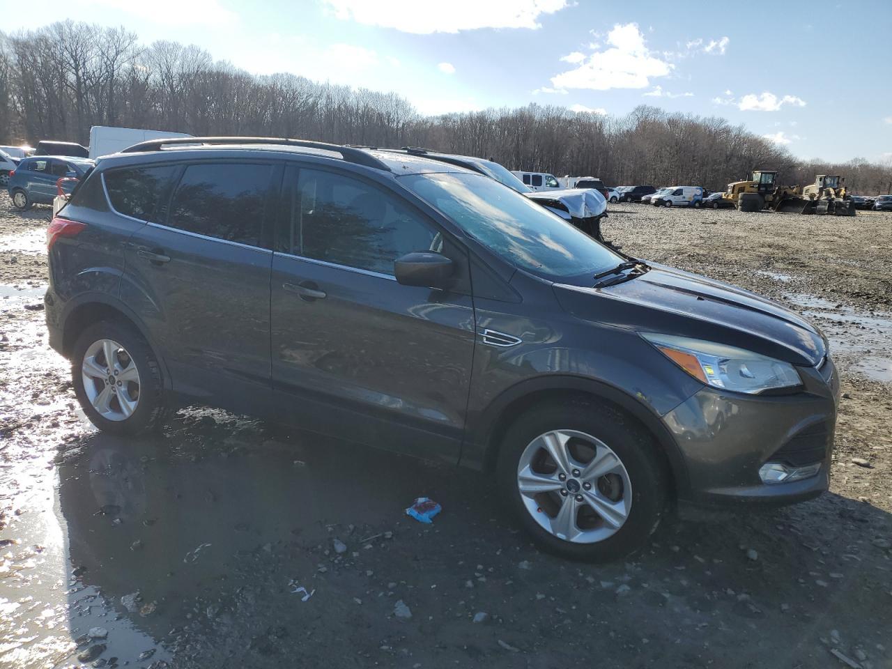 2015 FORD ESCAPE SE - Image 4