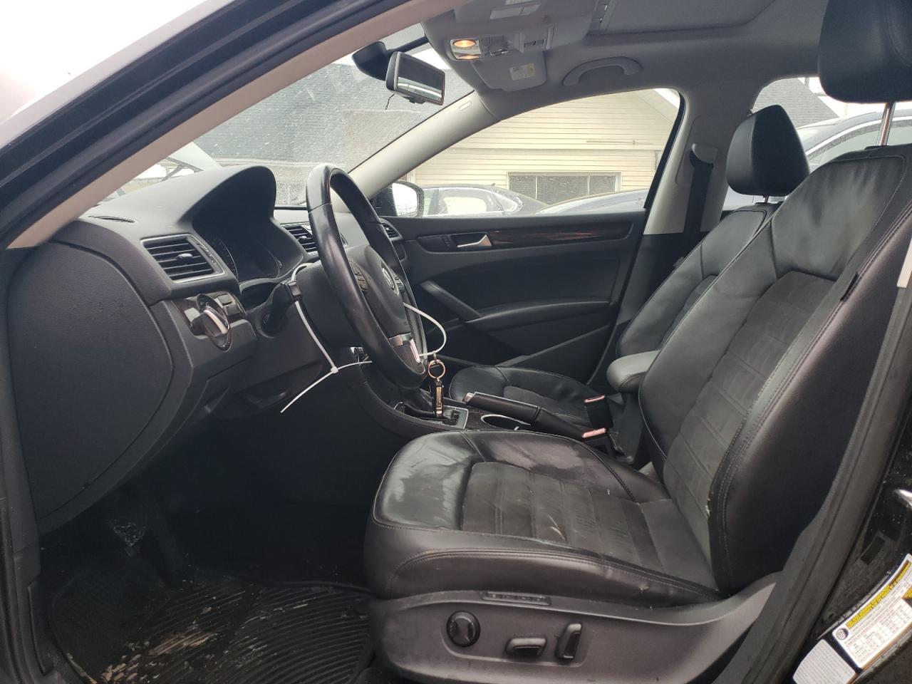 2015 VOLKSWAGEN PASSAT SEL - Фото 7