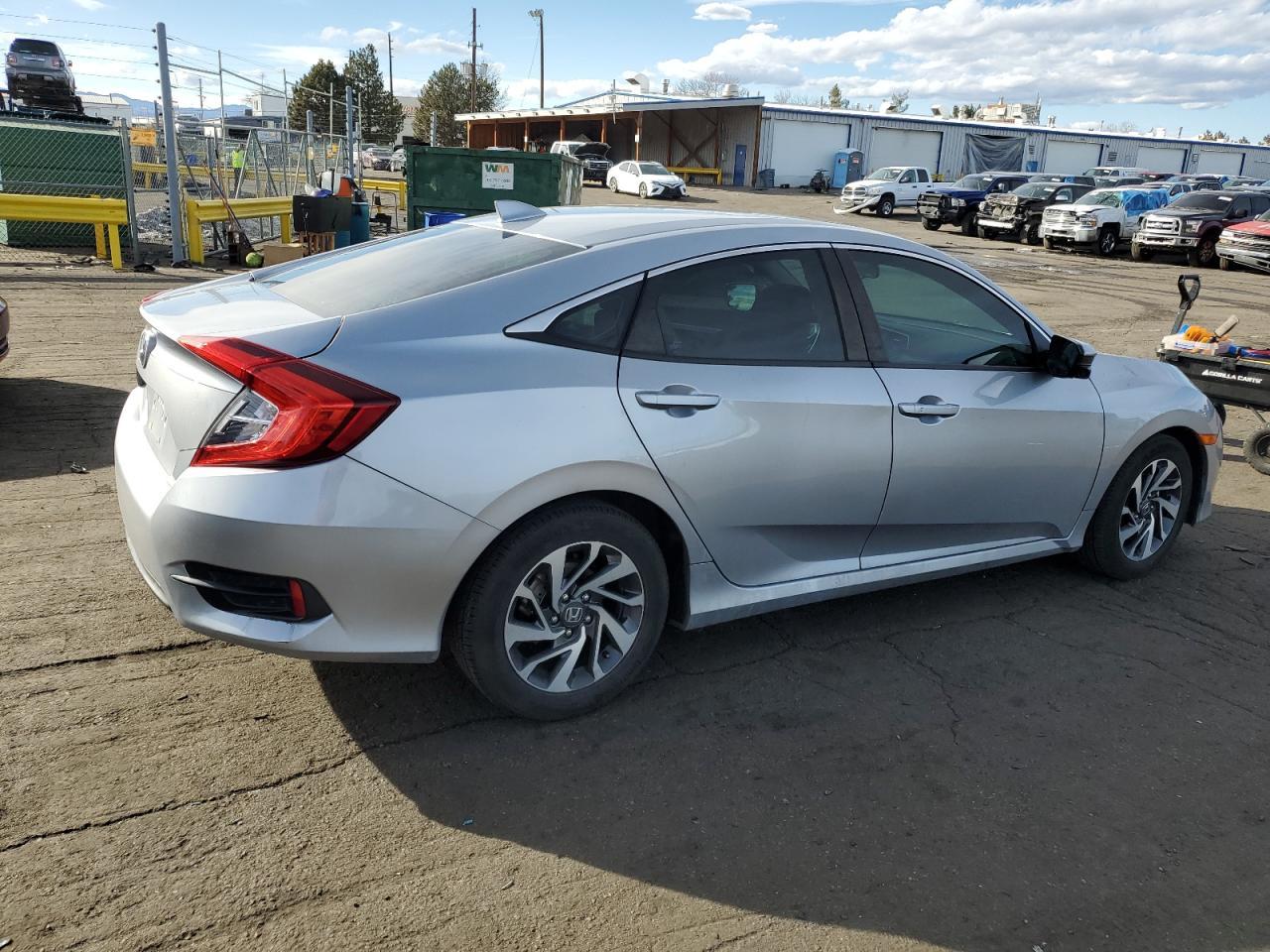 2018 HONDA CIVIC EX - Фото 3