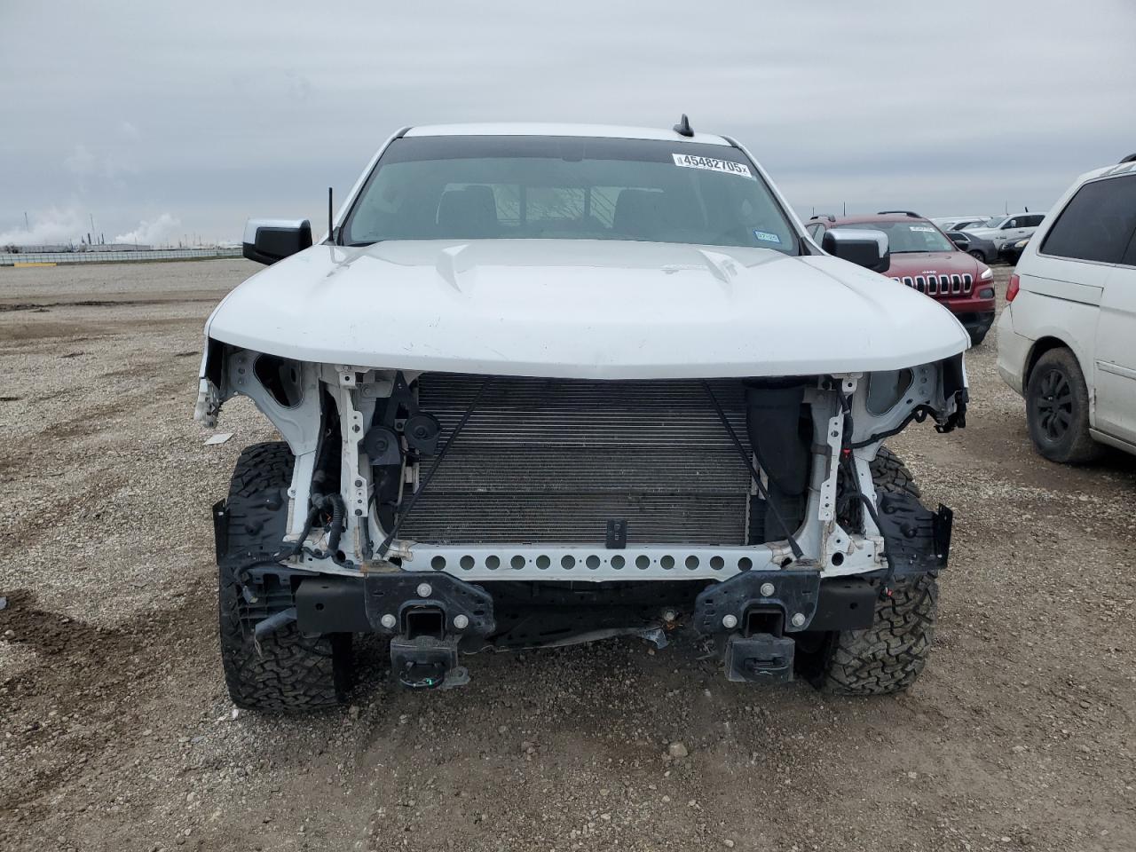 2020 CHEVROLET SILVERADO - Фото 5