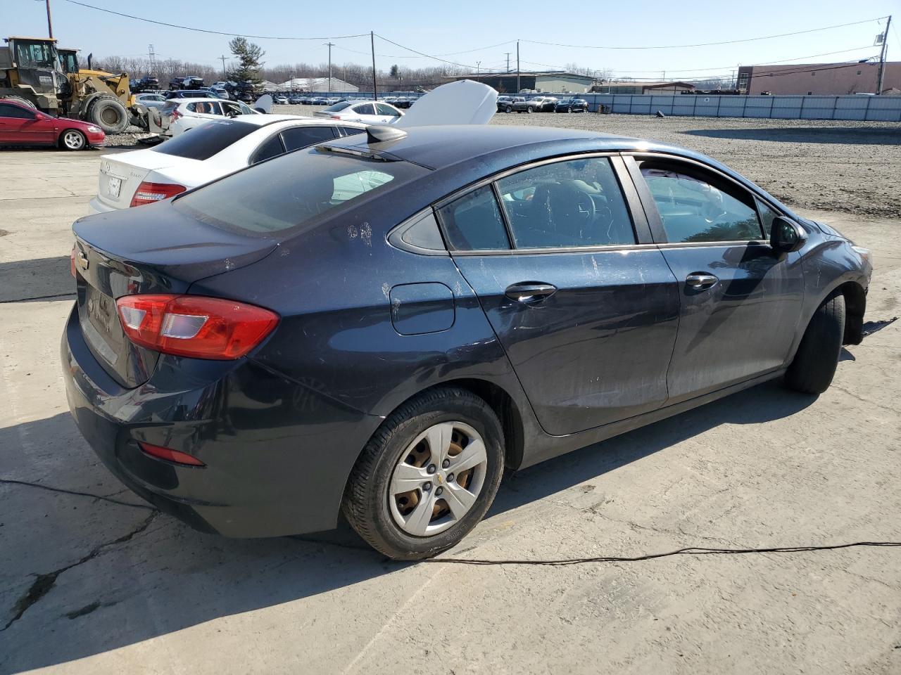 2016 CHEVROLET CRUZE LS - Image 3