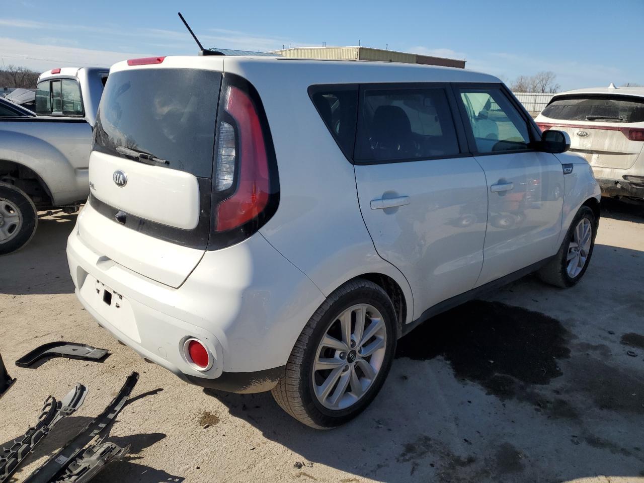 2019 KIA SOUL + - Фото 3