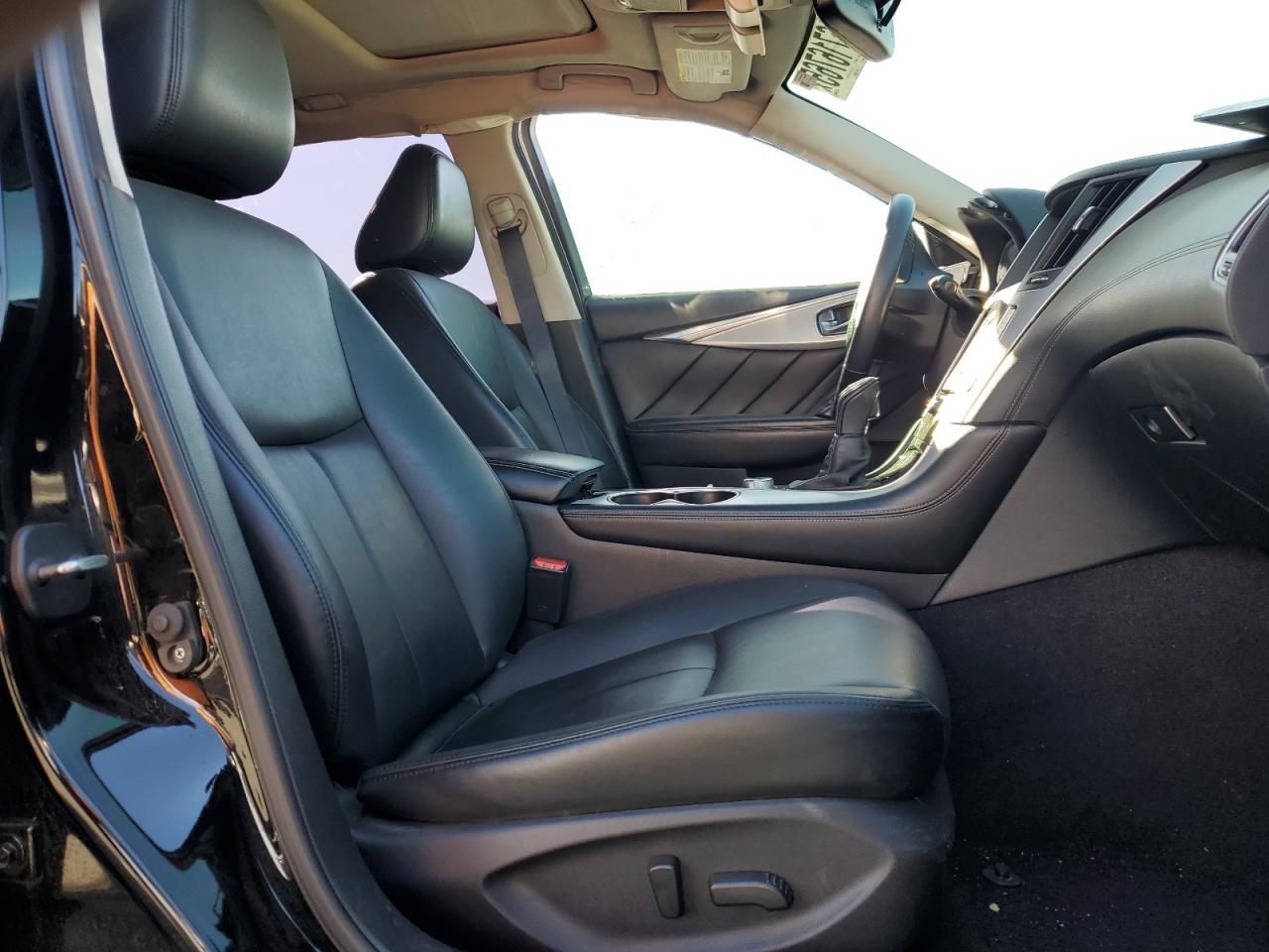 2019 INFINITI Q50 LUXE - Image 7