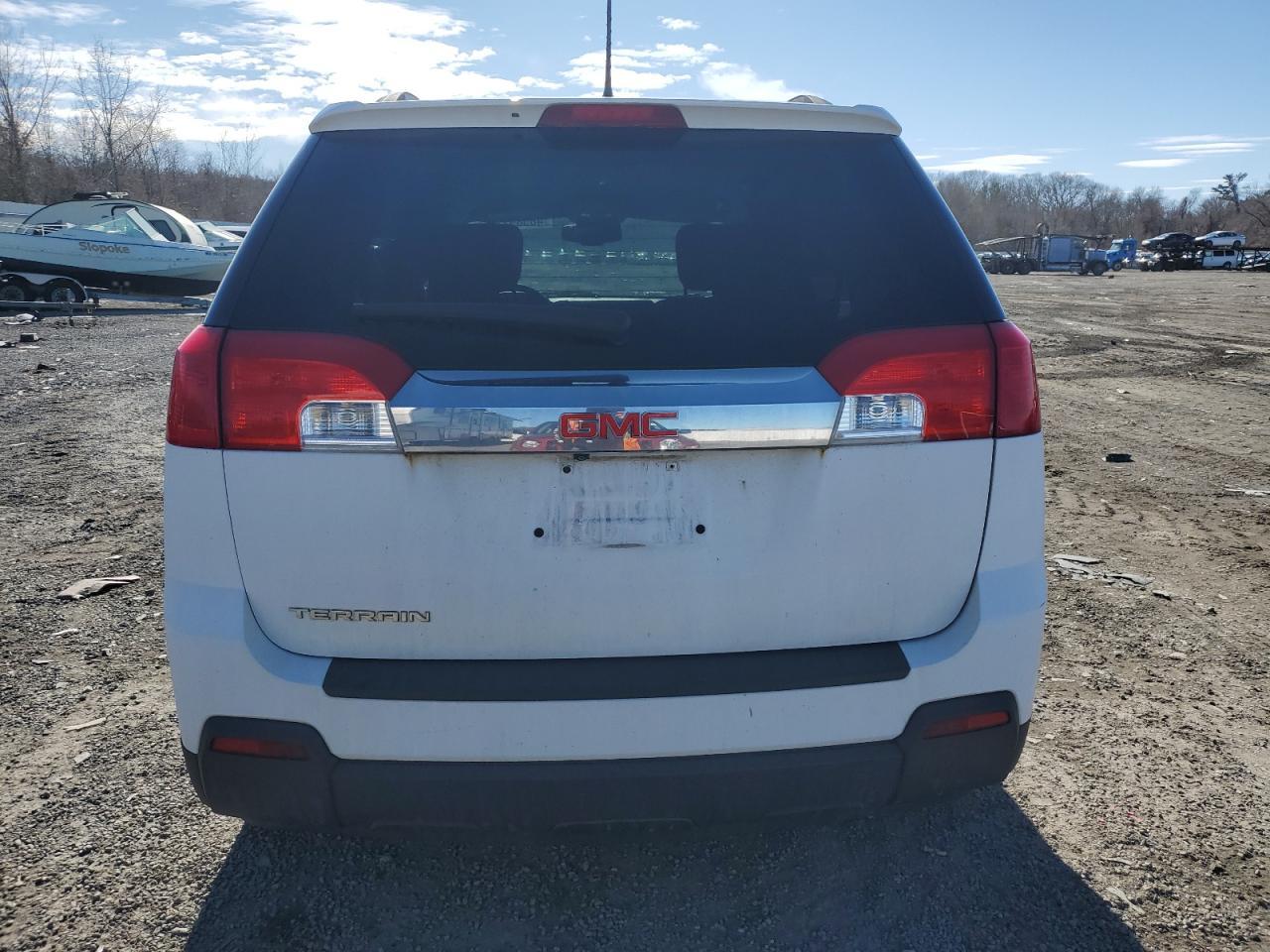 2013 GMC TERRAIN SL - Image 6