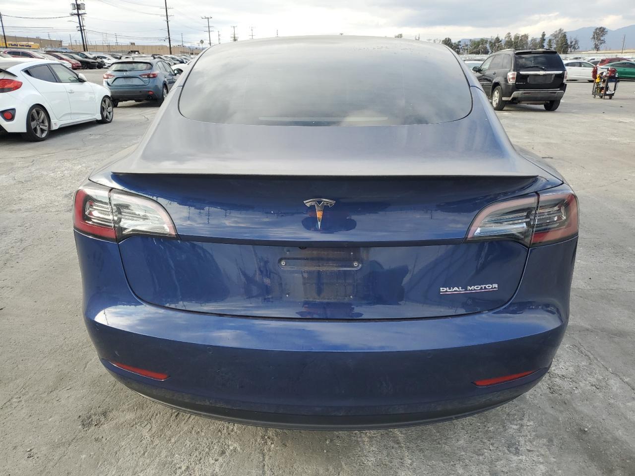 2022 TESLA MODEL 3 - Image 6