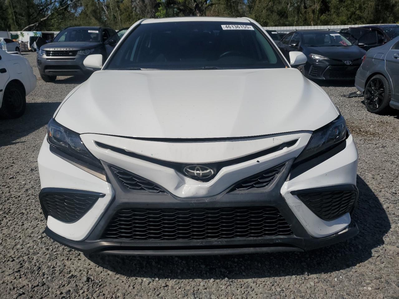 2021 TOYOTA CAMRY SE - Фото 5