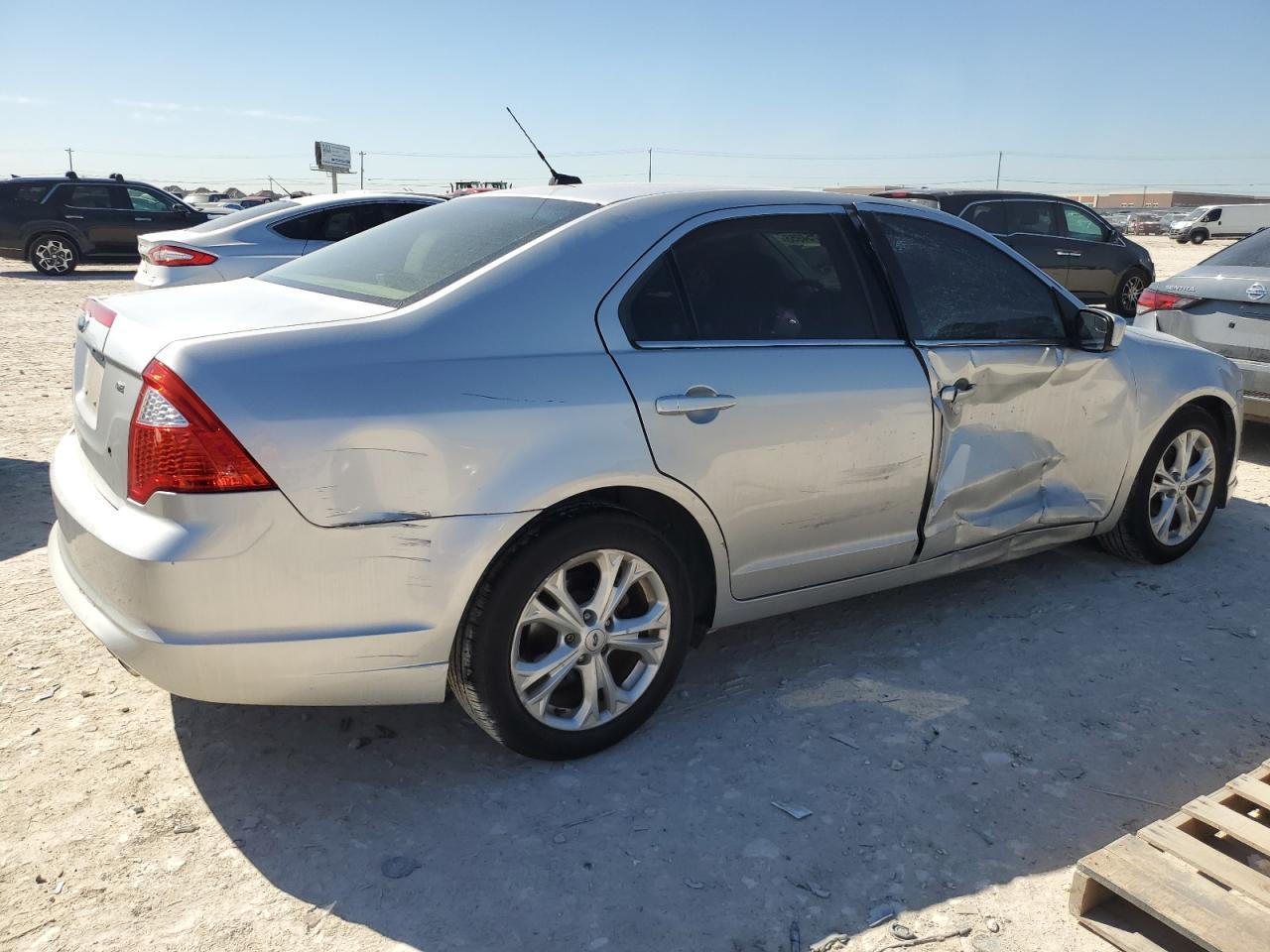 2012 FORD FUSION SE - Image 3
