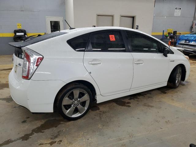 2013 TOYOTA PRIUS - Фото 3