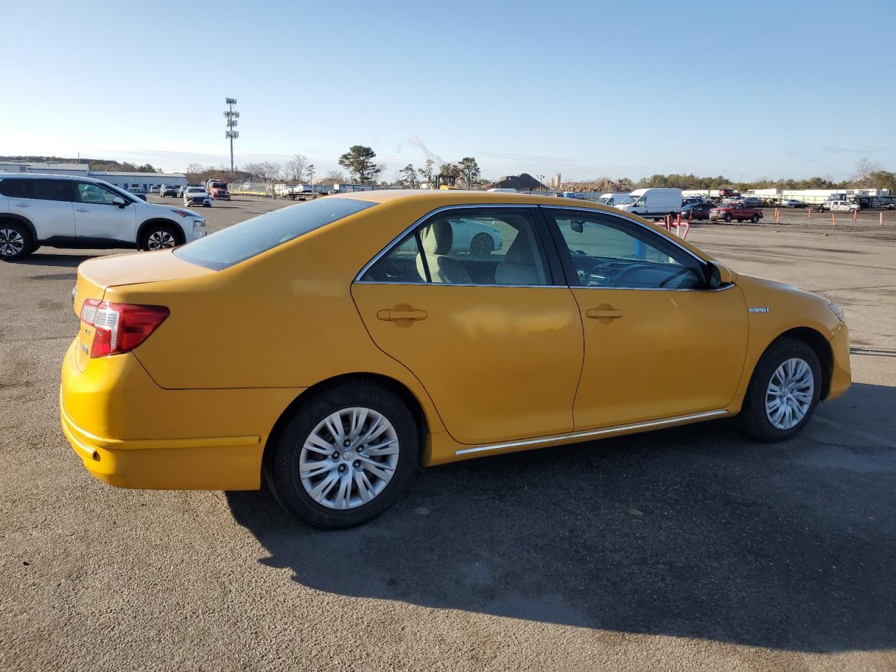 2012 TOYOTA CAMRY HYBR - Фото 3