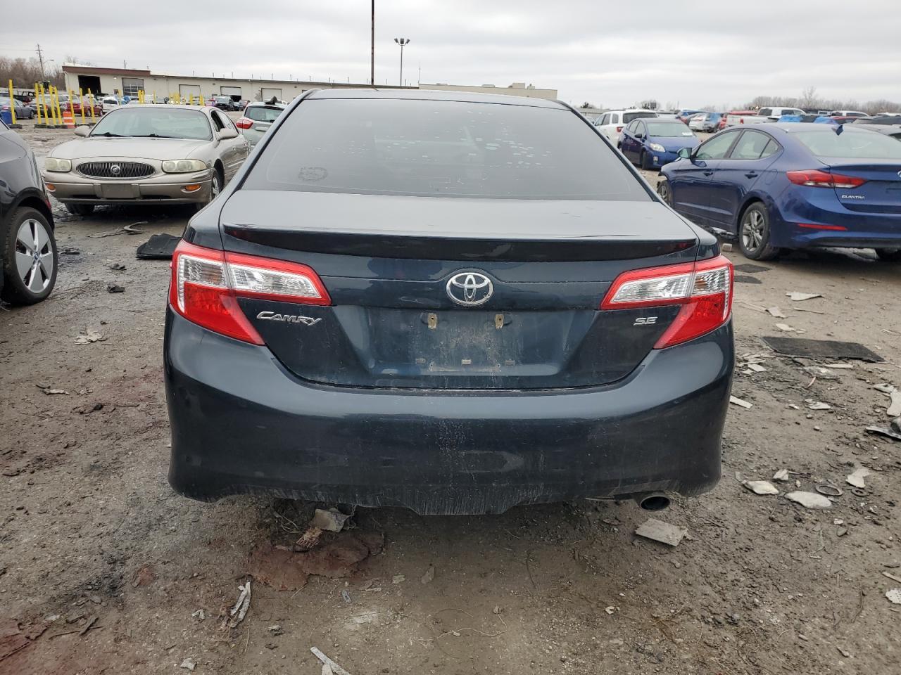 2013 TOYOTA CAMRY L - Фото 6