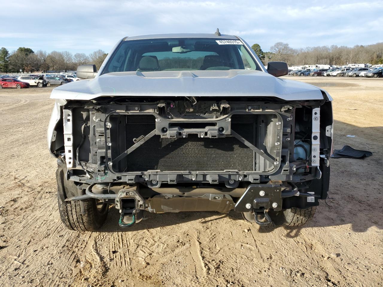 2017 CHEVROLET SILVERADO - Image 5