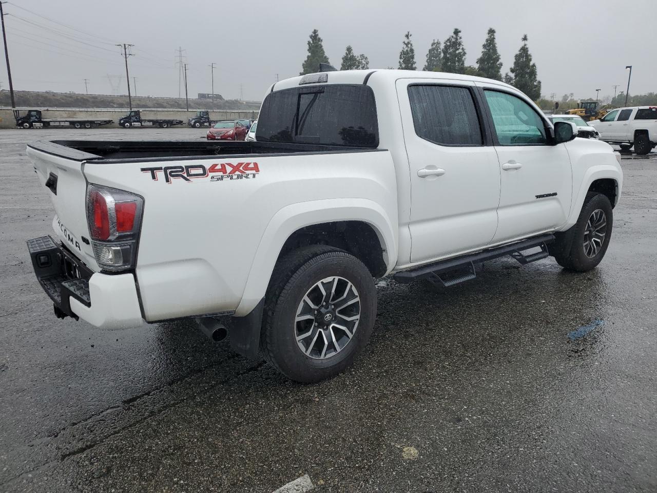 2023 TOYOTA TACOMA DOU - Фото 3