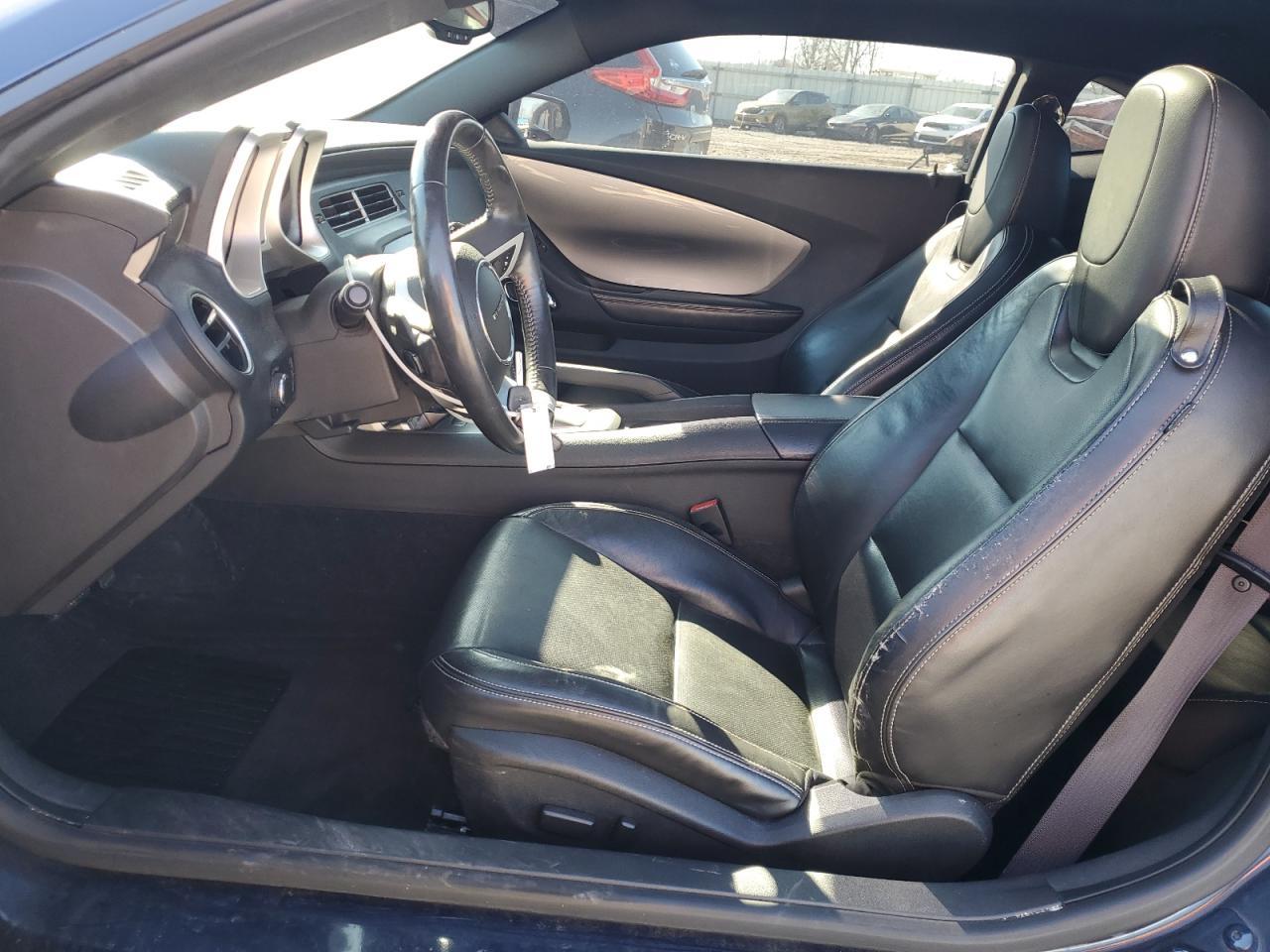 2011 CHEVROLET CAMARO LT - Image 7