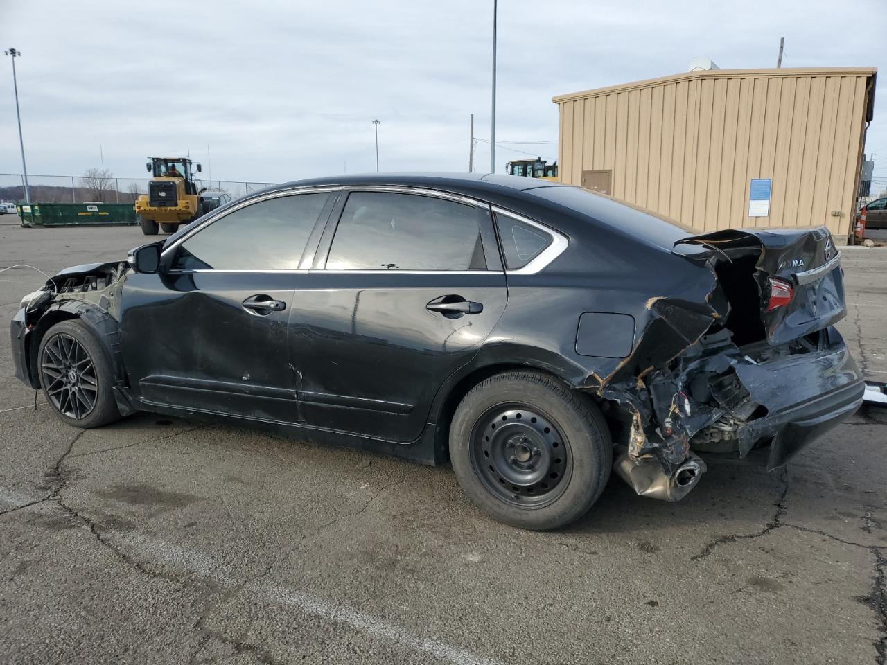 2017 NISSAN ALTIMA 2.5 - Фото 2