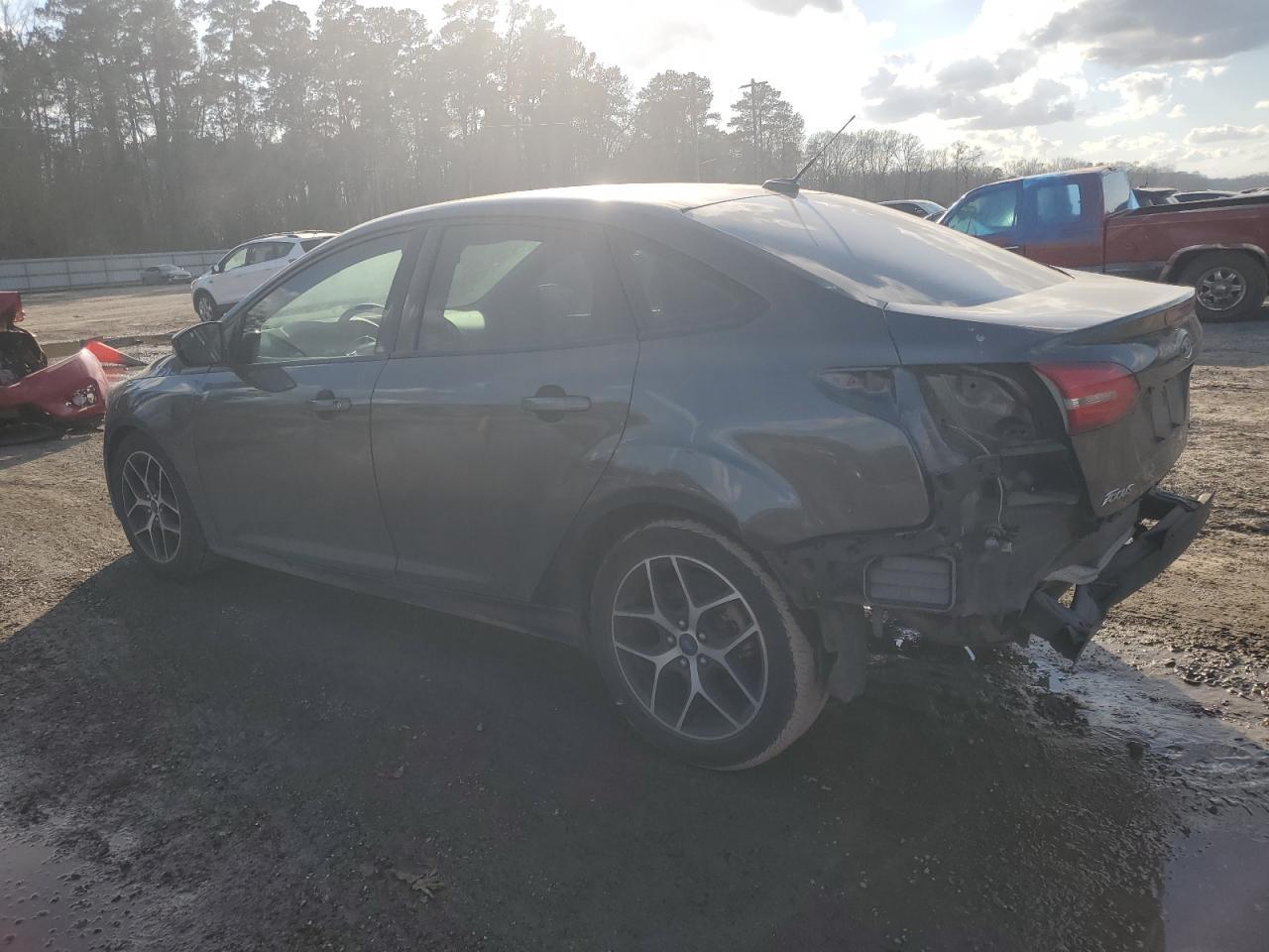 2017 FORD FOCUS SEL - Image 2