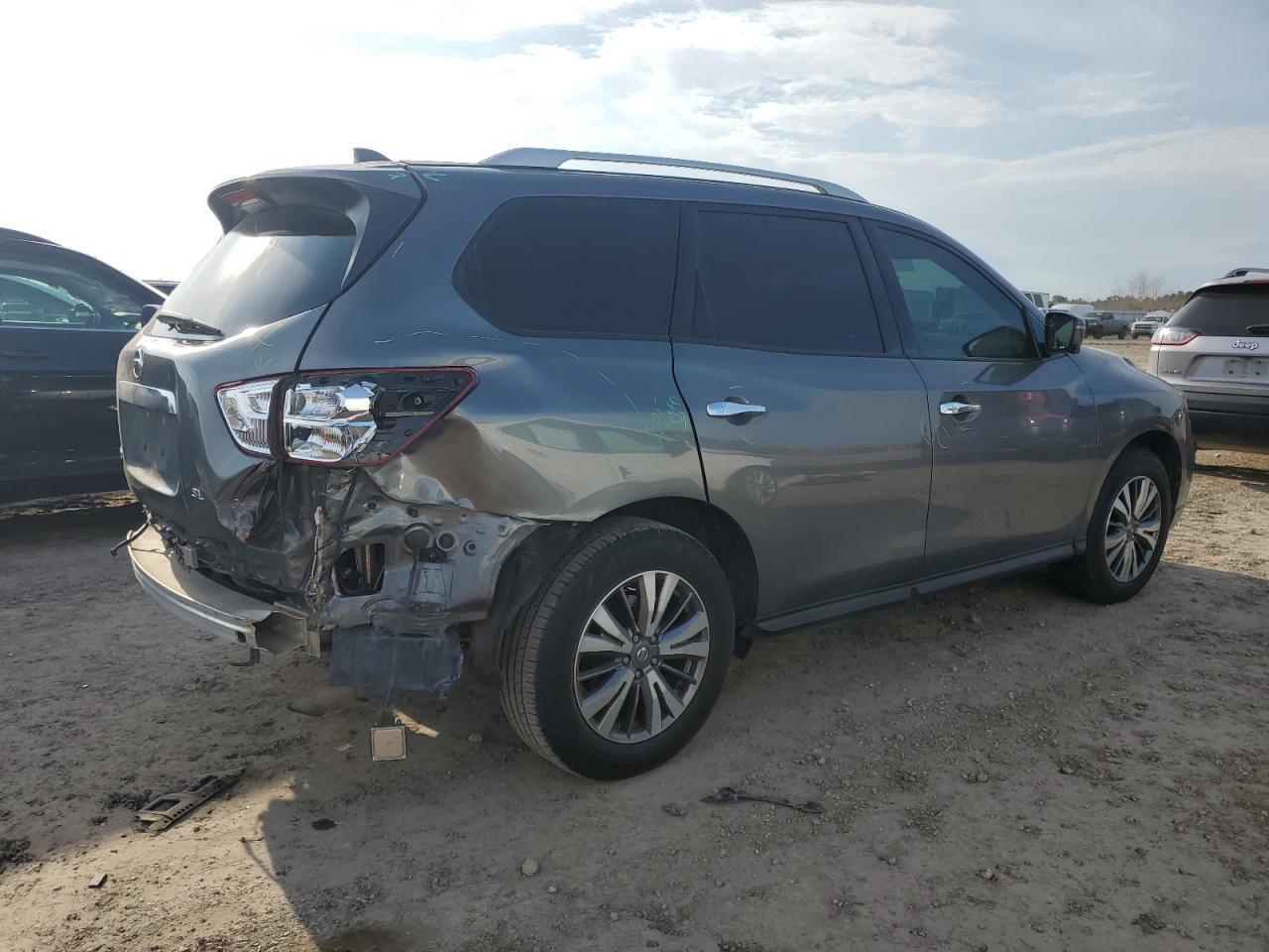 2019 NISSAN PATHFINDER - Image 3