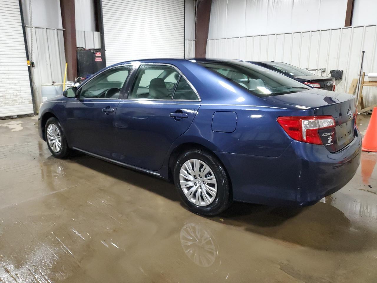 2014 TOYOTA CAMRY L - Image 2