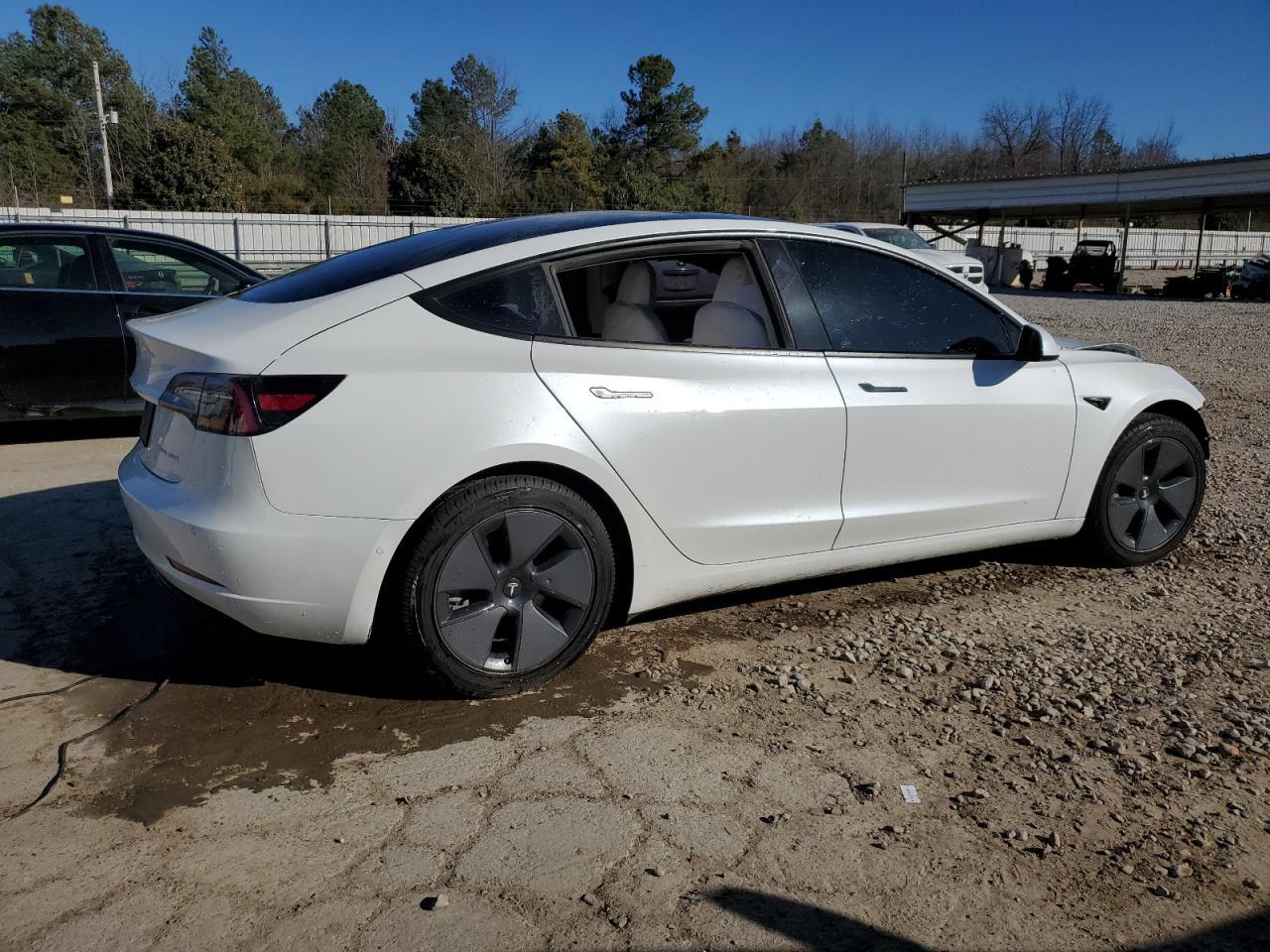 2022 TESLA MODEL 3 - Image 3