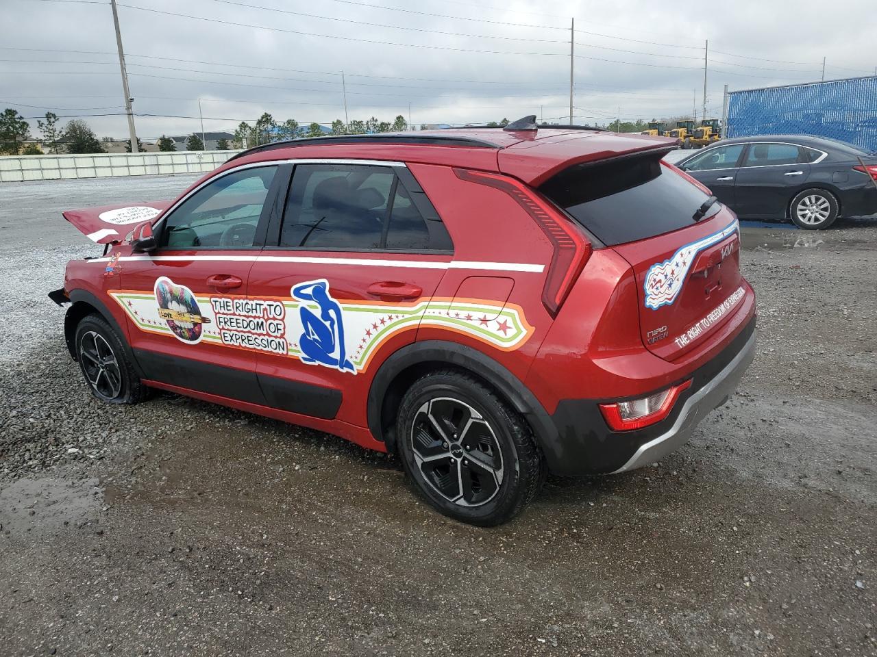 2023 KIA NIRO EX - Image 2