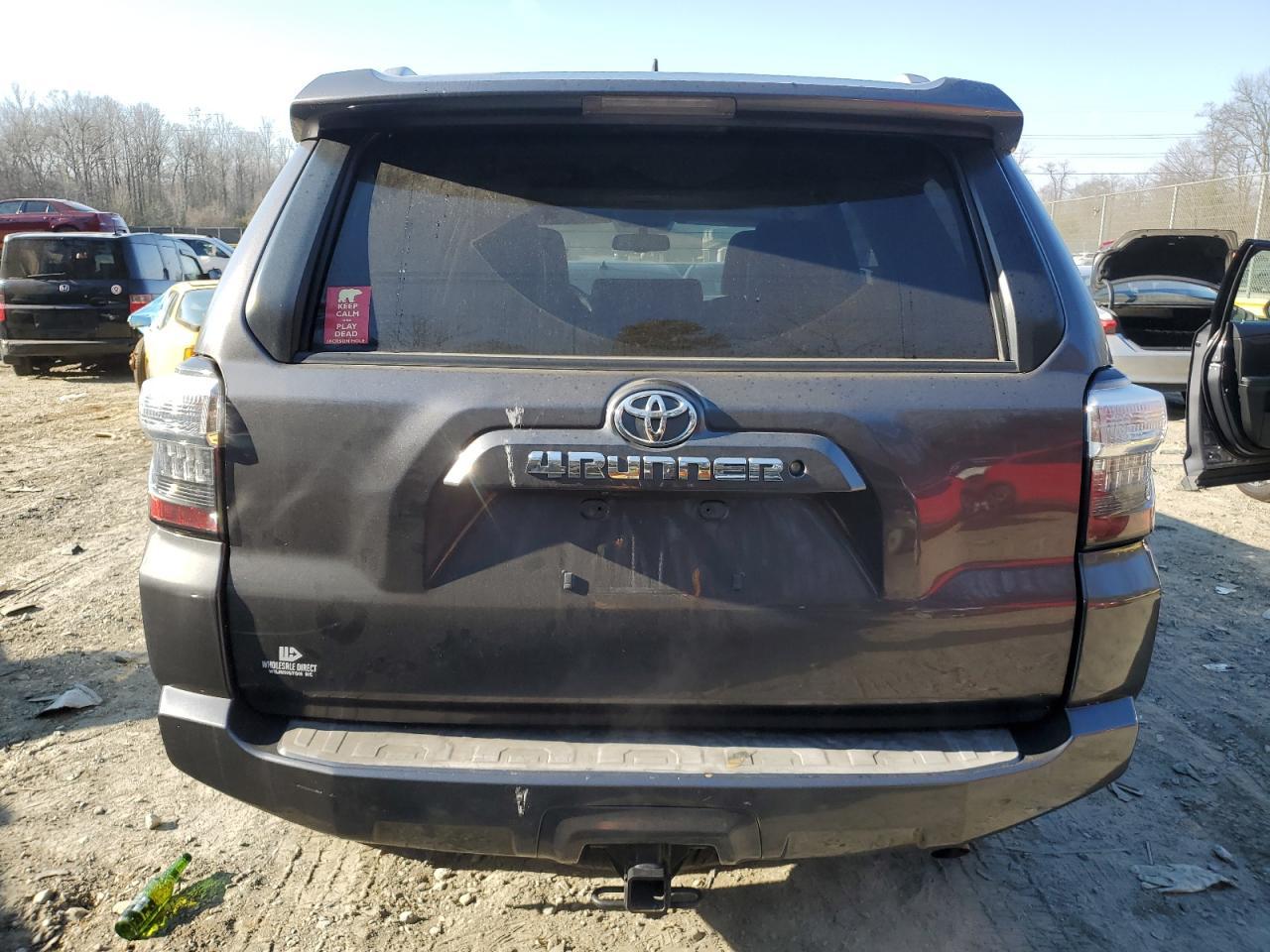 2017 TOYOTA 4RUNNER SR - Фото 6