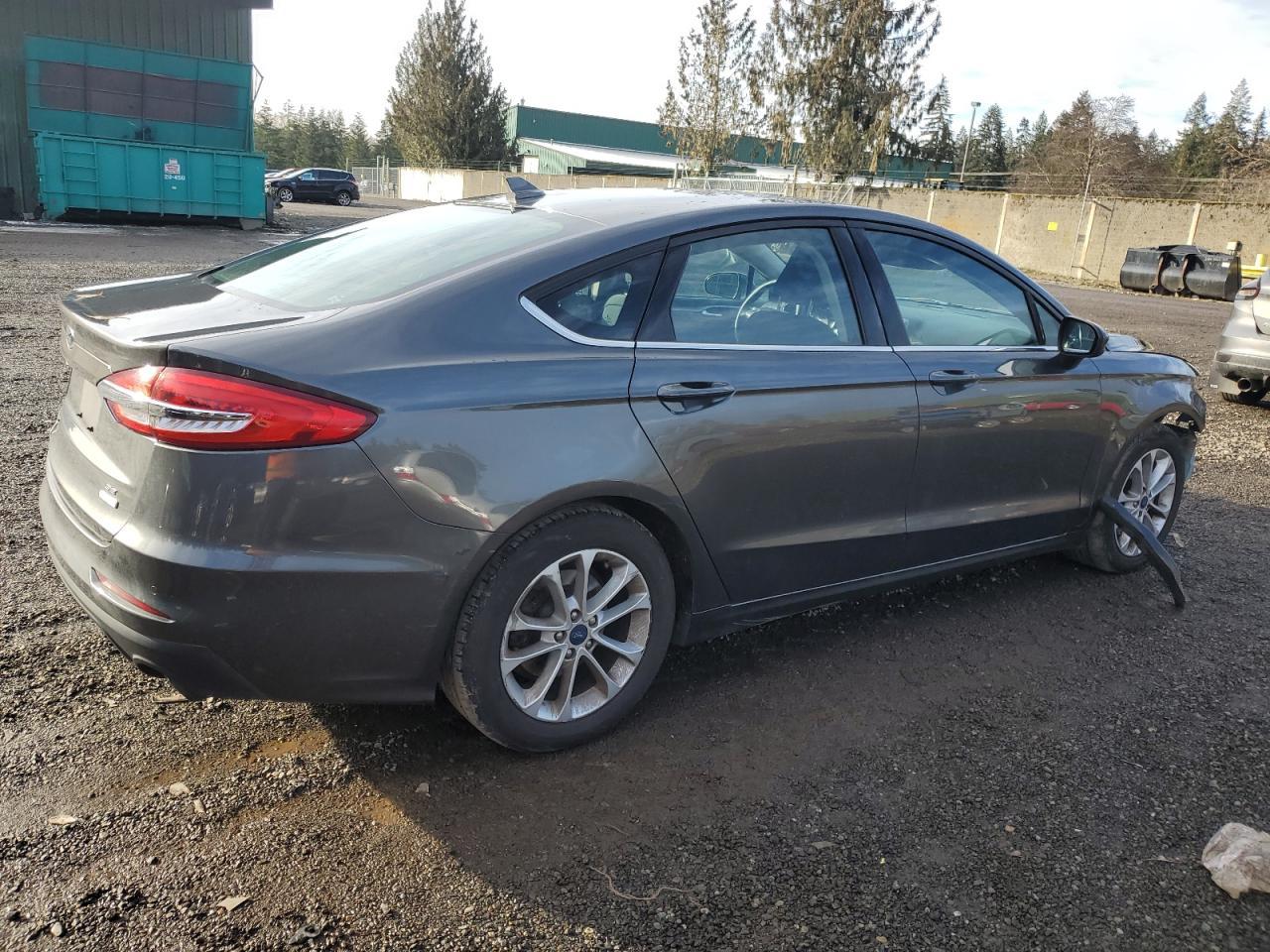 2020 FORD FUSION SE - Image 3