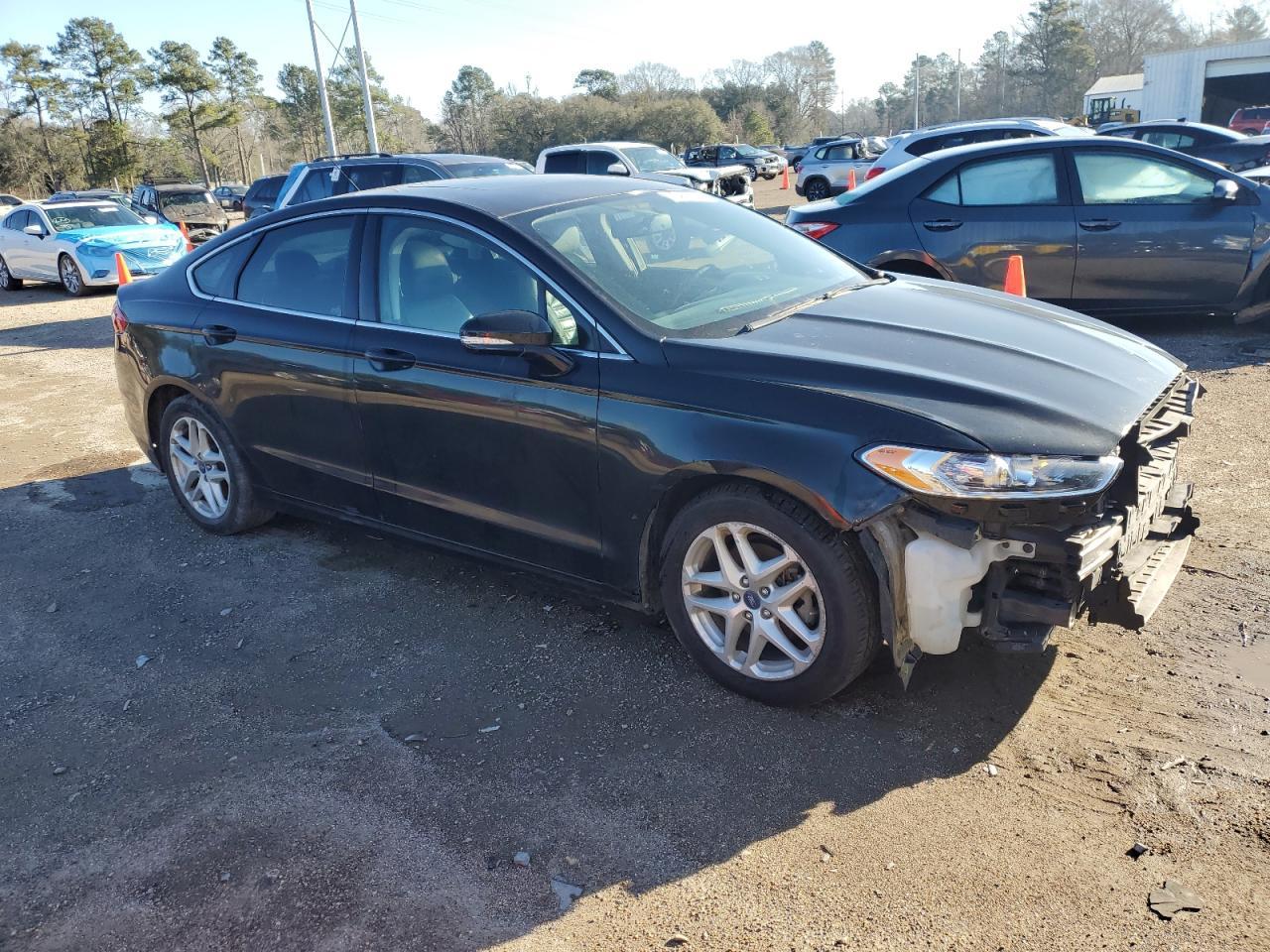 2014 FORD FUSION SE - Image 4