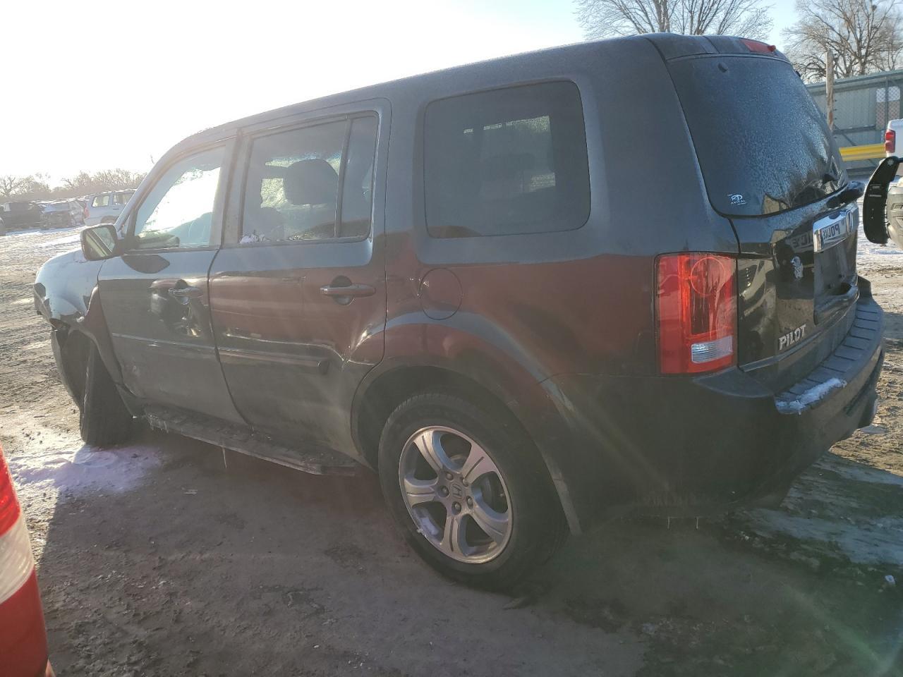2012 HONDA PILOT EXLN - Image 2