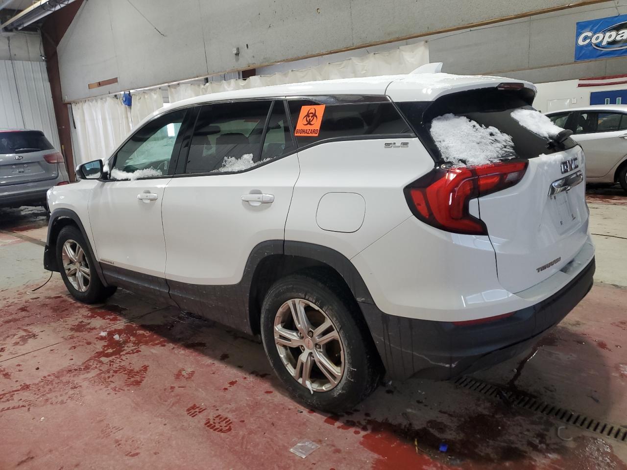2018 GMC TERRAIN SL - Image 2
