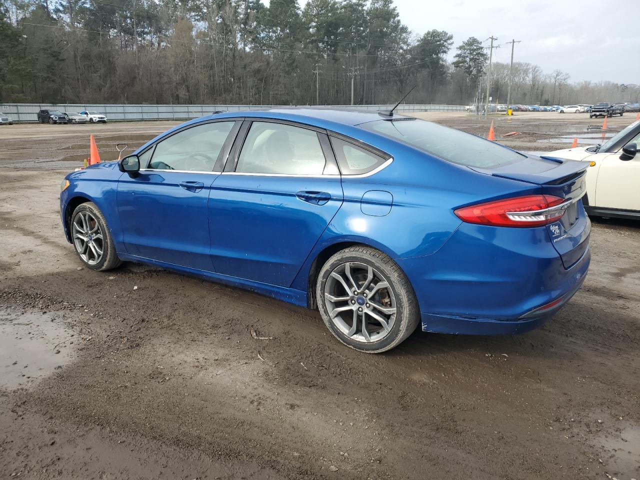 2017 FORD FUSION SE - Фото 2