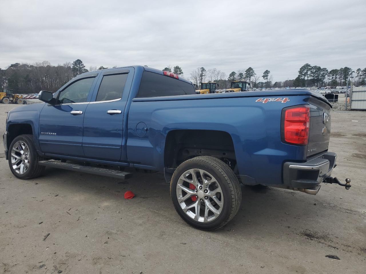 2017 CHEVROLET SILVERADO - Фото 2