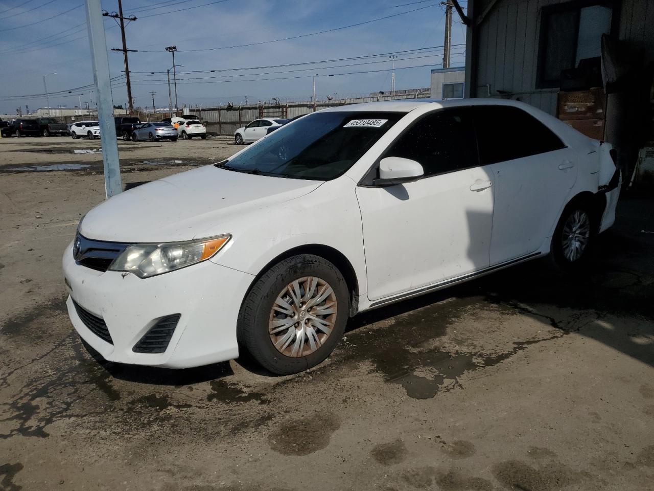 2013 TOYOTA CAMRY L