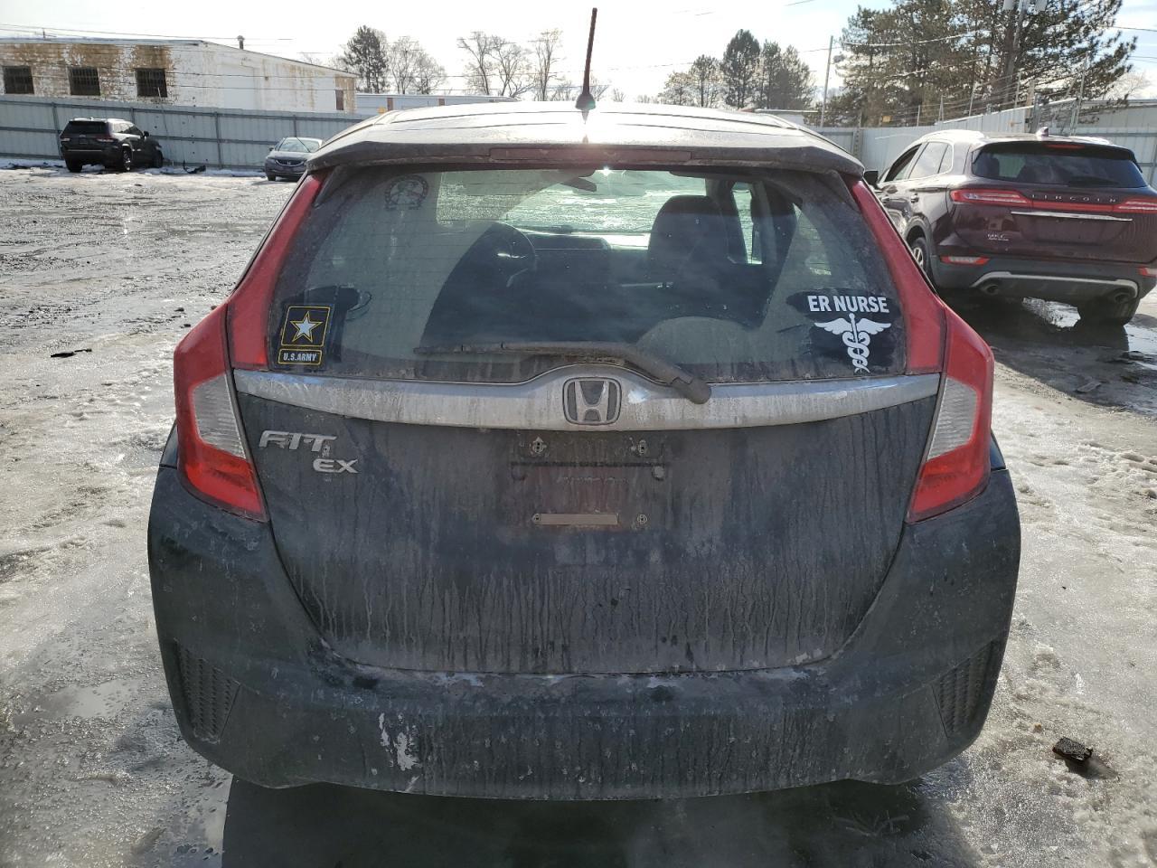 2015 HONDA FIT EX - Image 6