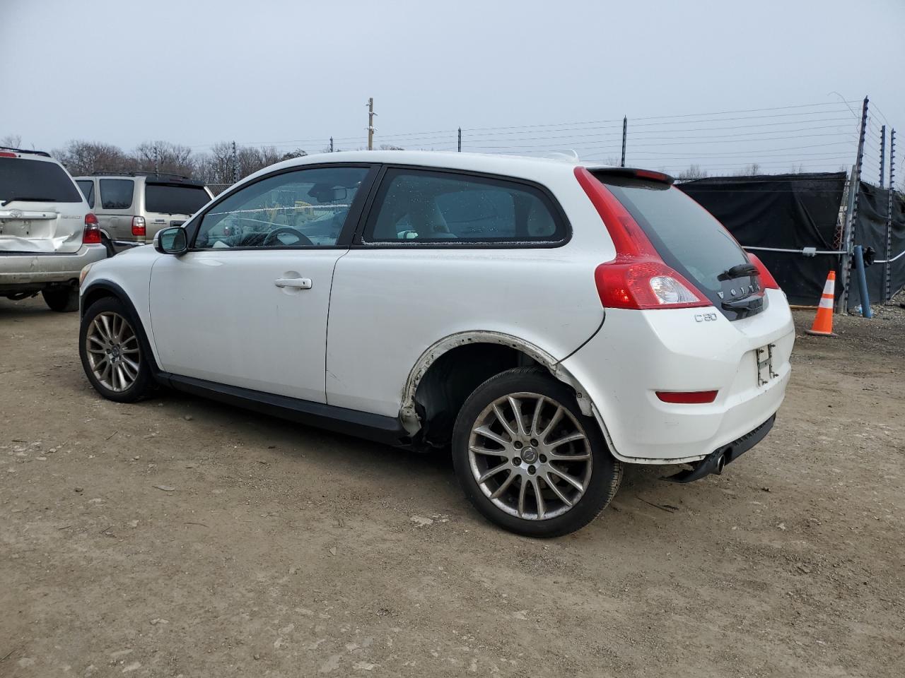 2011 VOLVO C30 T5 - Фото 2