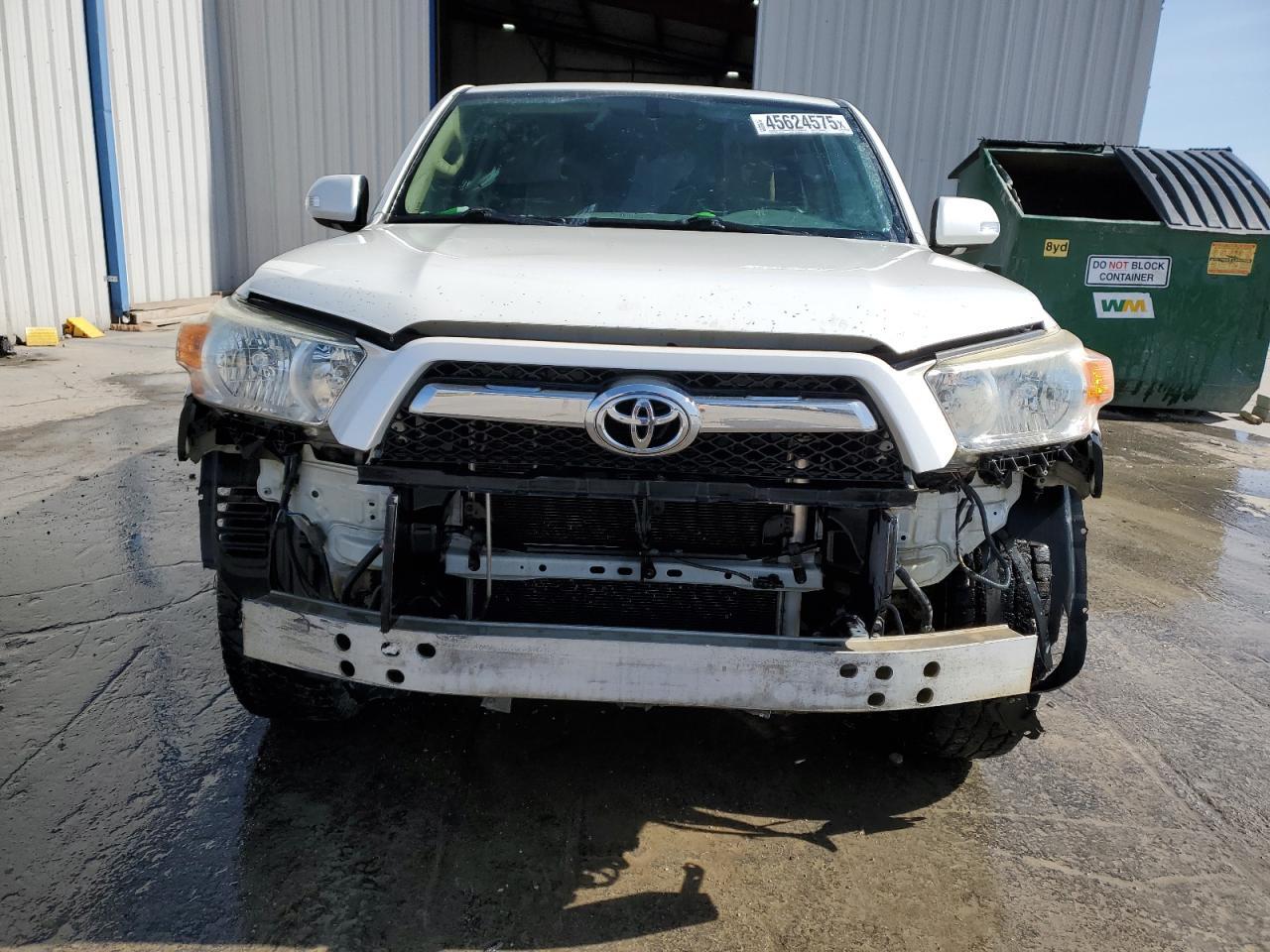 2011 TOYOTA 4RUNNER SR - Image 5