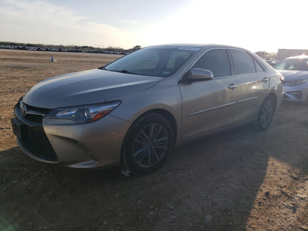 2015 TOYOTA CAMRY LE