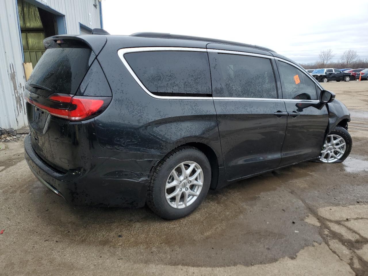 2022 CHRYSLER PACIFICA T - Image 3