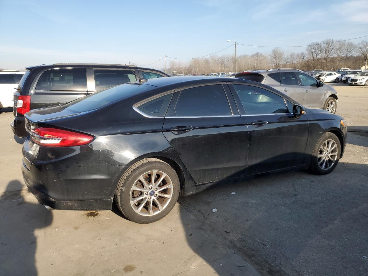 2017 FORD FUSION SE - Фото 3