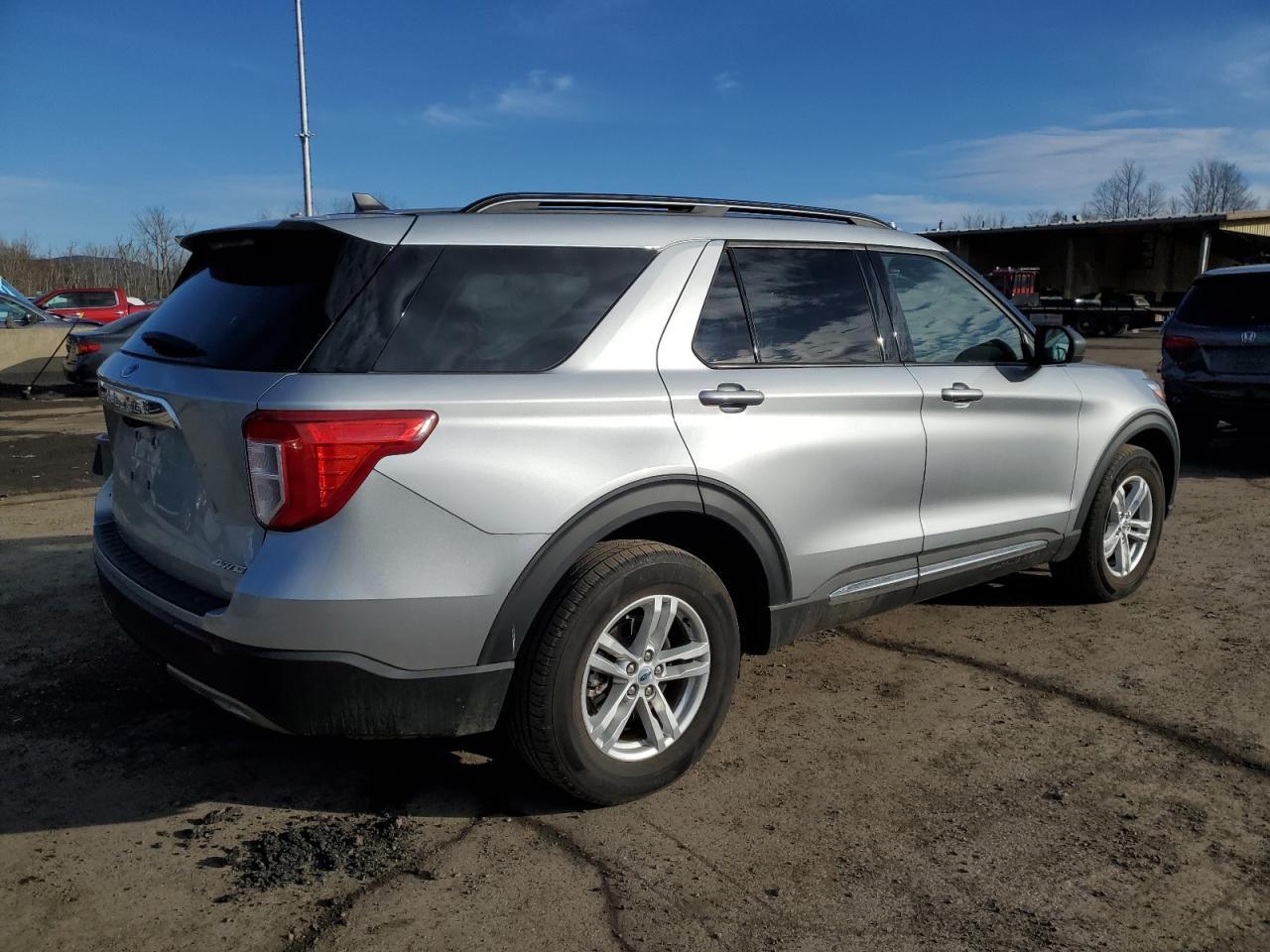 2022 FORD EXPLORER X - Image 3